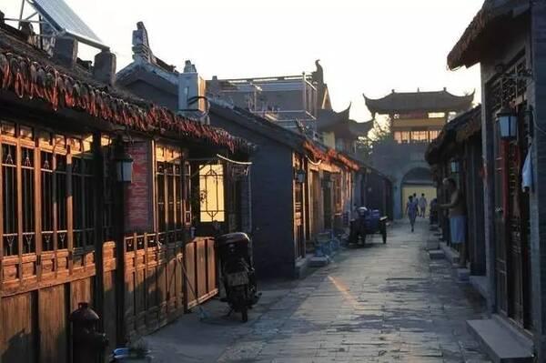 老旧废弃楼房逃脱6